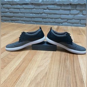 Steve Madden Mens low top casual shoe